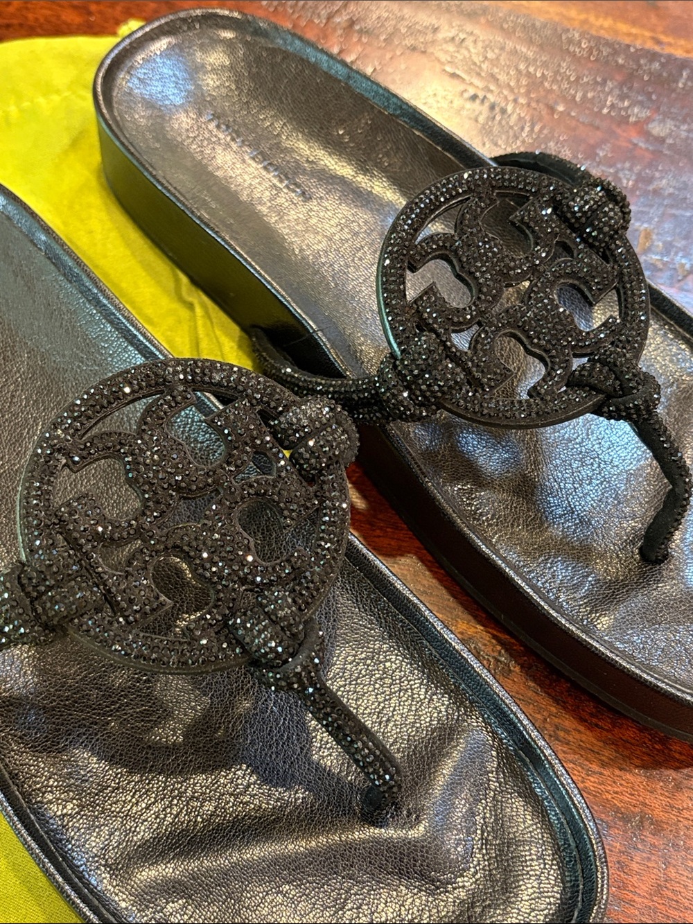 Tory Burch Miller Cloud Knotted Pave Leather Sandal in Perfect Black size 8.5 - Picture 6 of 13